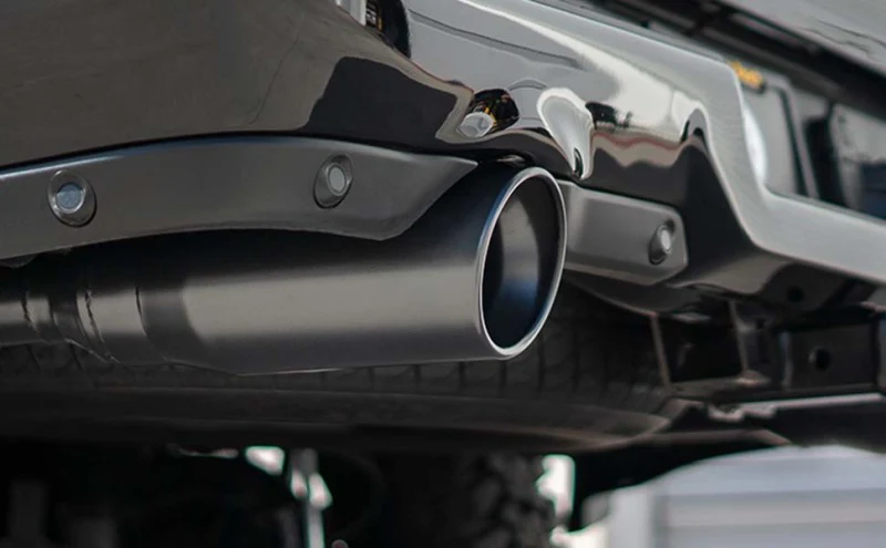 Magnaflow 14 Chev Silverado V8 5.3L SC Cab Dual Split Rear Exit SS Cat Back Perf Exhaust - Image 5