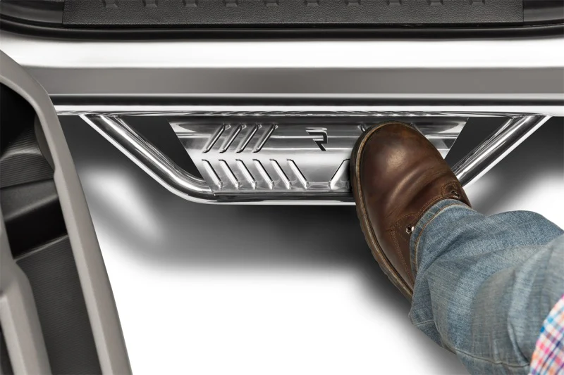 N-Fab Podium SS 2019 Dodge RAM 2500/3500 Crew Cab All Beds Gas/Diesel - Polished Stainless - 3in - Image 4