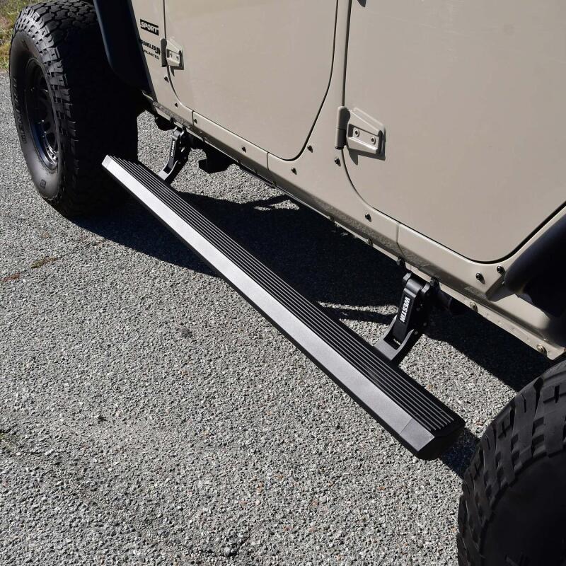 Westin 07-18 Jeep Wrangler JK Unlimited Pro-e Electric Running Boards - Image 6